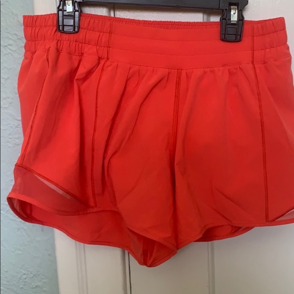 nwot lululemon short
